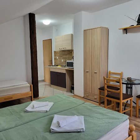 Appartement House Sara à Korenica Extérieur photo